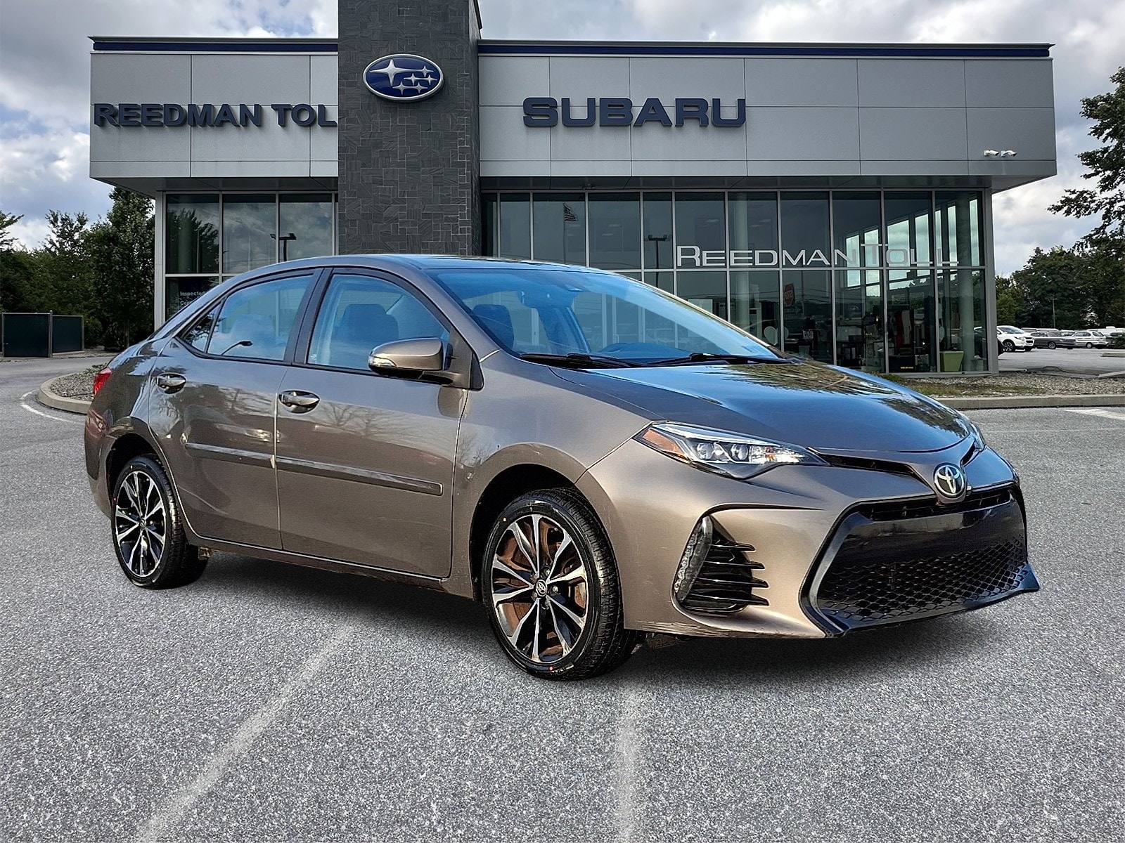 2017 Toyota Corolla SE's photo