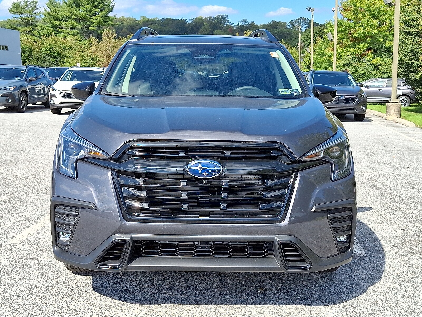 2025 Subaru Ascent Onyx Edition Touring photo 2