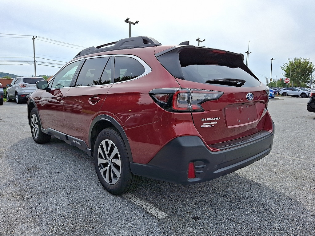 Used 2022 Subaru Outback Premium Sport Utility