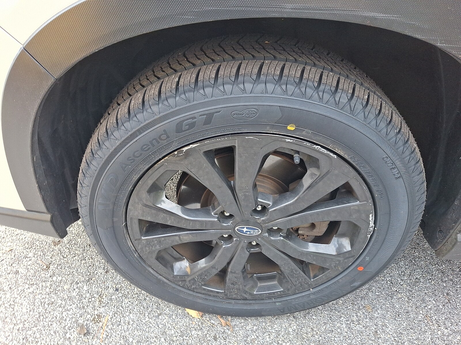 2023 Subaru Forester Sport photo 2