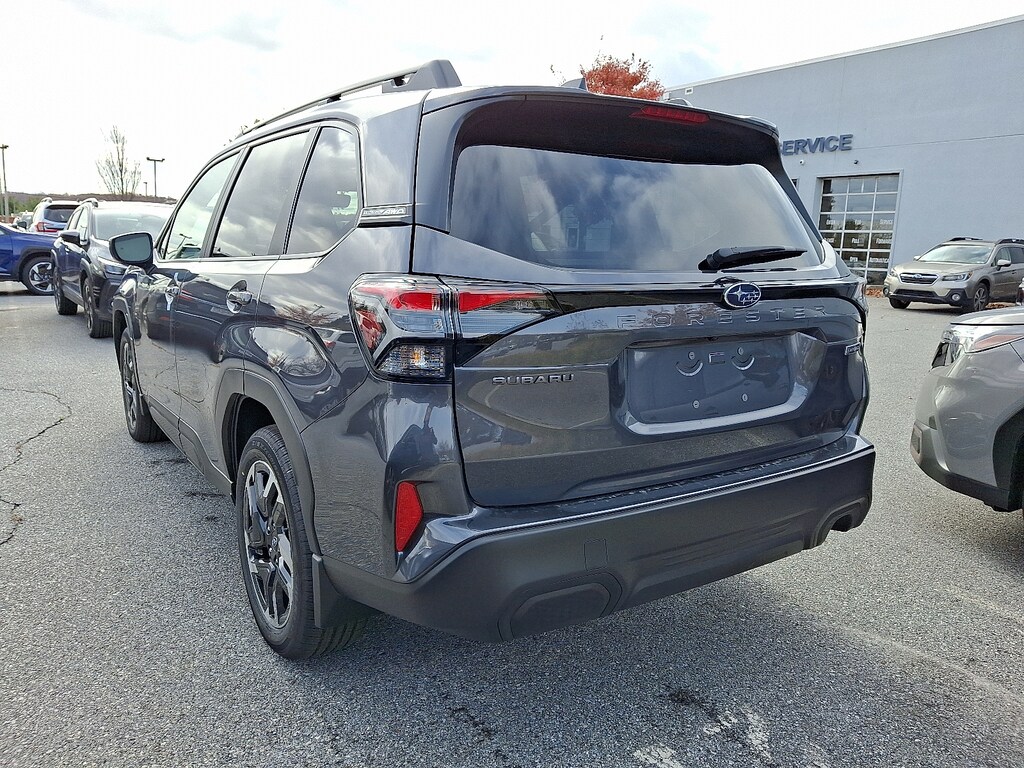 New 2025 Subaru Forester Hybrid Premium SUV