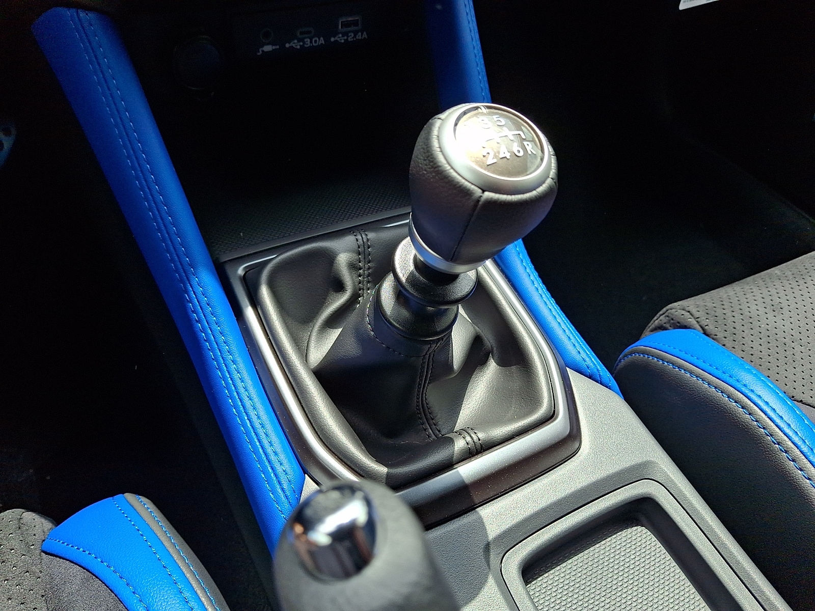 2026 Subaru WRX tS - Photo 10