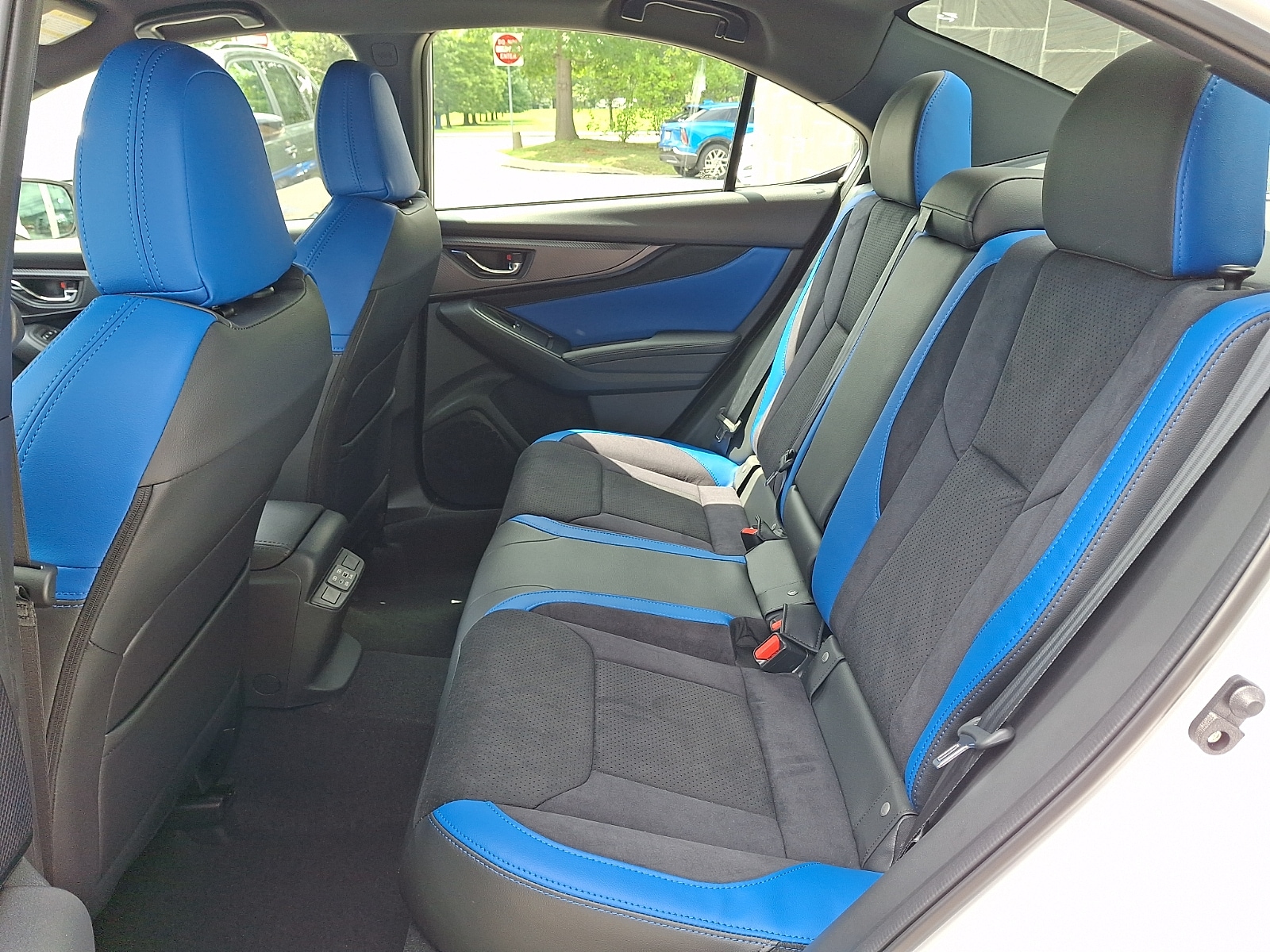 2026 Subaru WRX tS - Photo 6