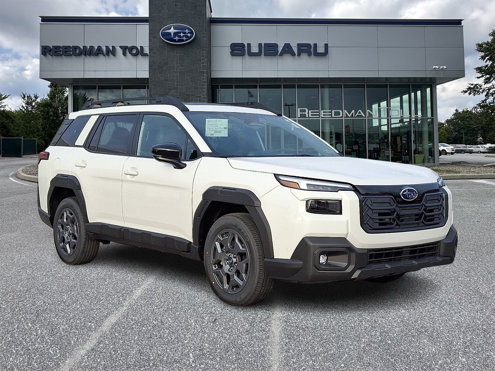 2026 Subaru Outback Premium's photo