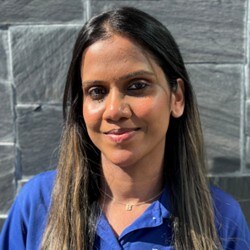 Staff member Bizy Mahaparta from ID_f8849c