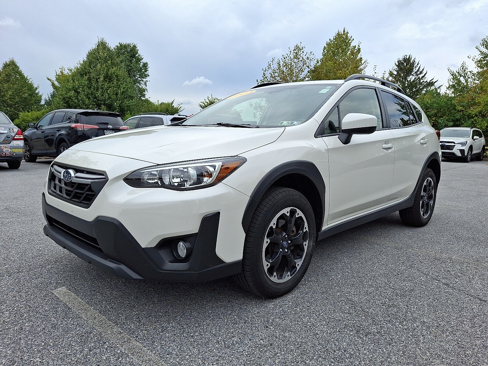 2023 Subaru Crosstrek Premium photo 3