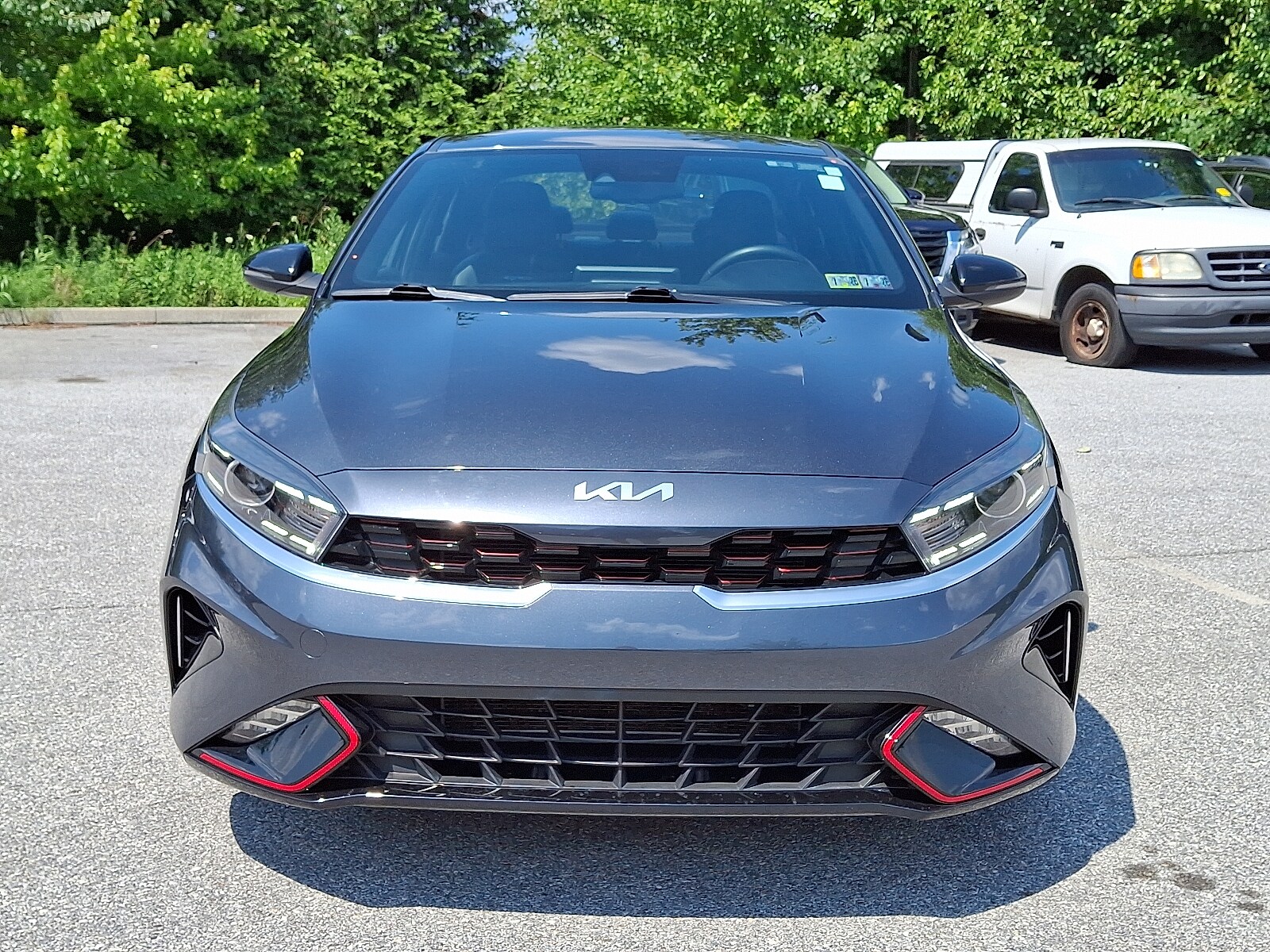 2023 Kia Forte GT-Line photo 2