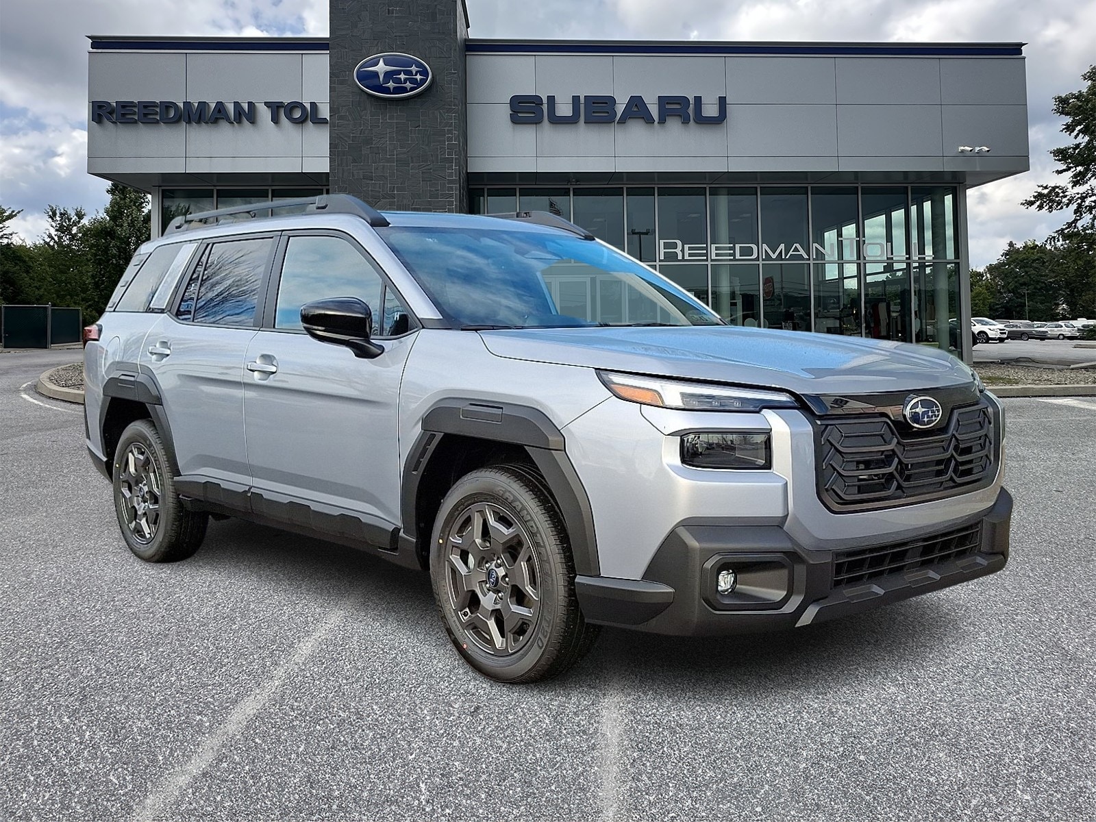 2026 Subaru Outback Premium's photo