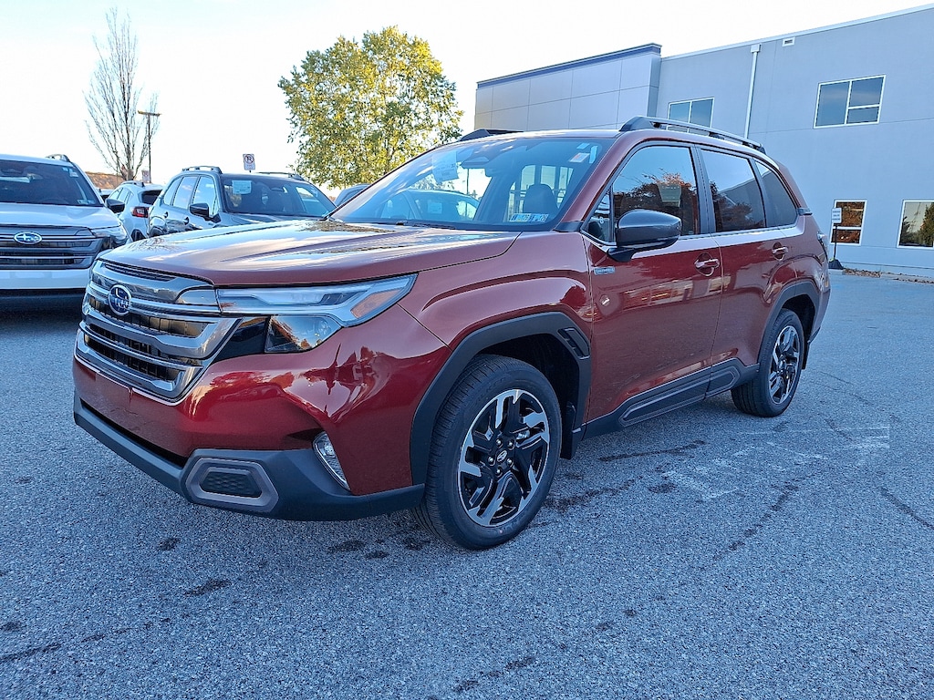 New 2025 Subaru Forester Hybrid Limited SUV