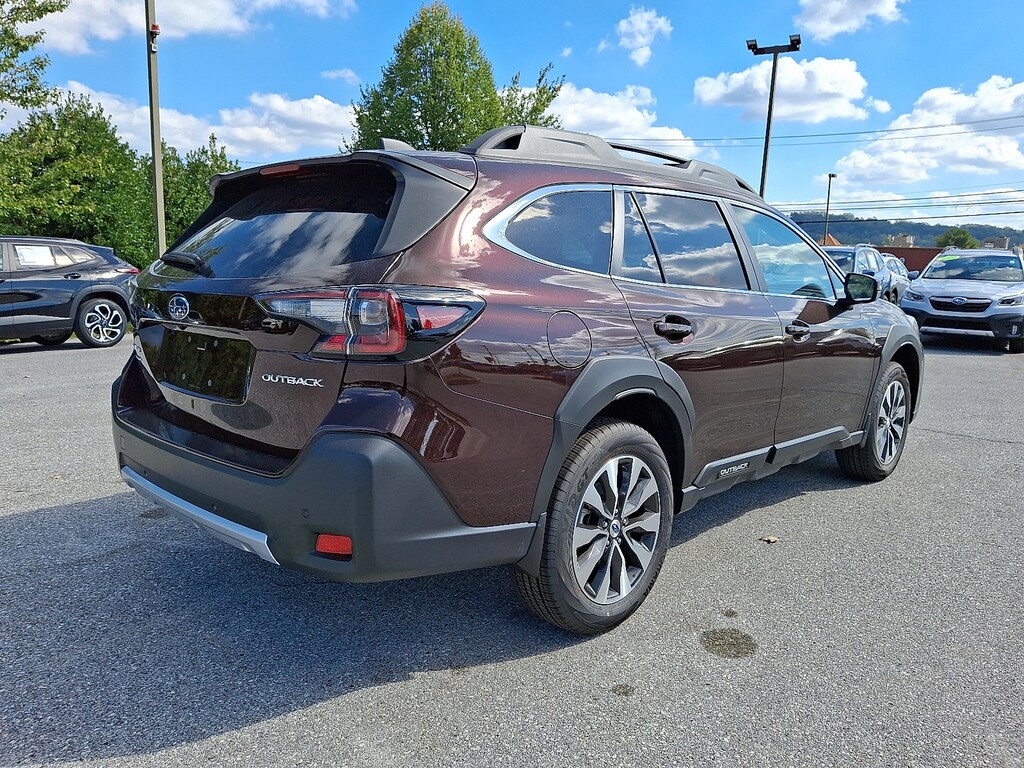 New 2025 Subaru Outback Limited SUV