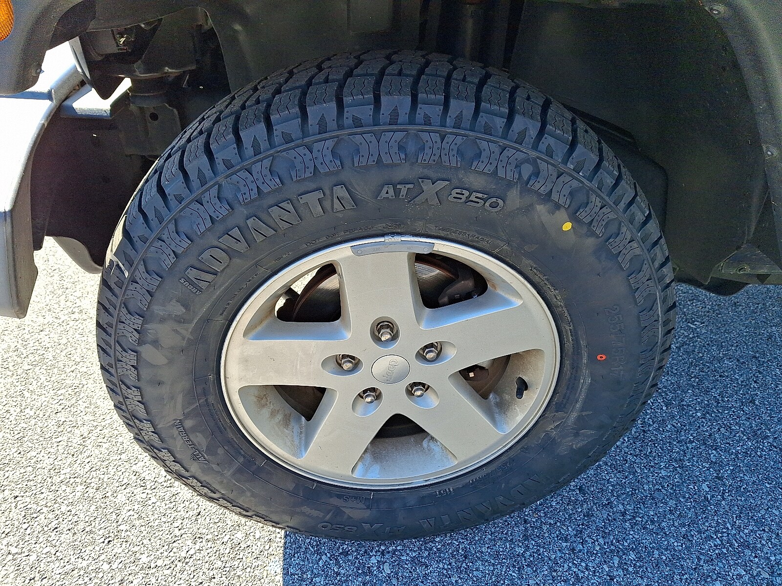 2016 Jeep Wrangler Unlimited Sport photo 3