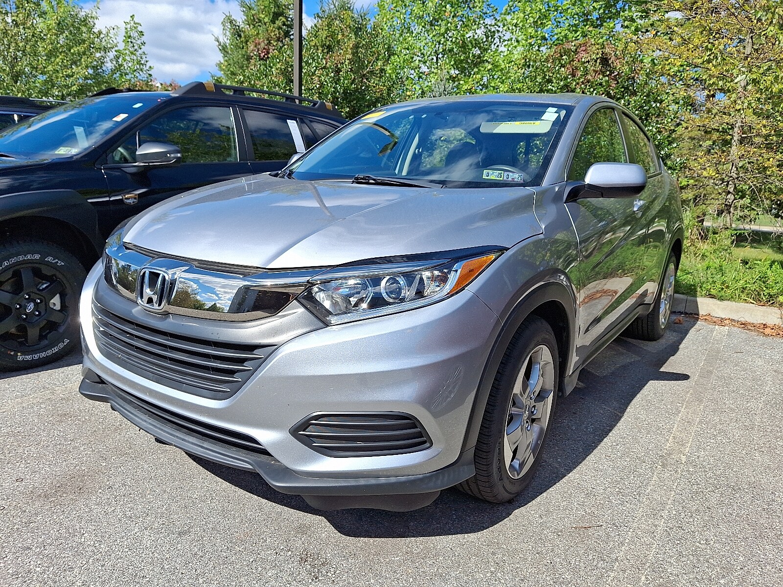 2019 Honda HR-V LX photo 2