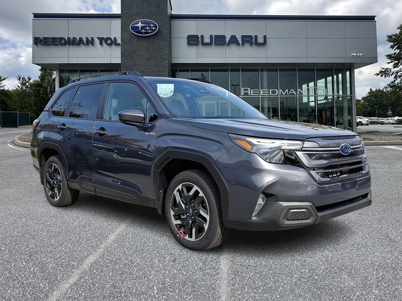 2025 Subaru Forester Premium's photo