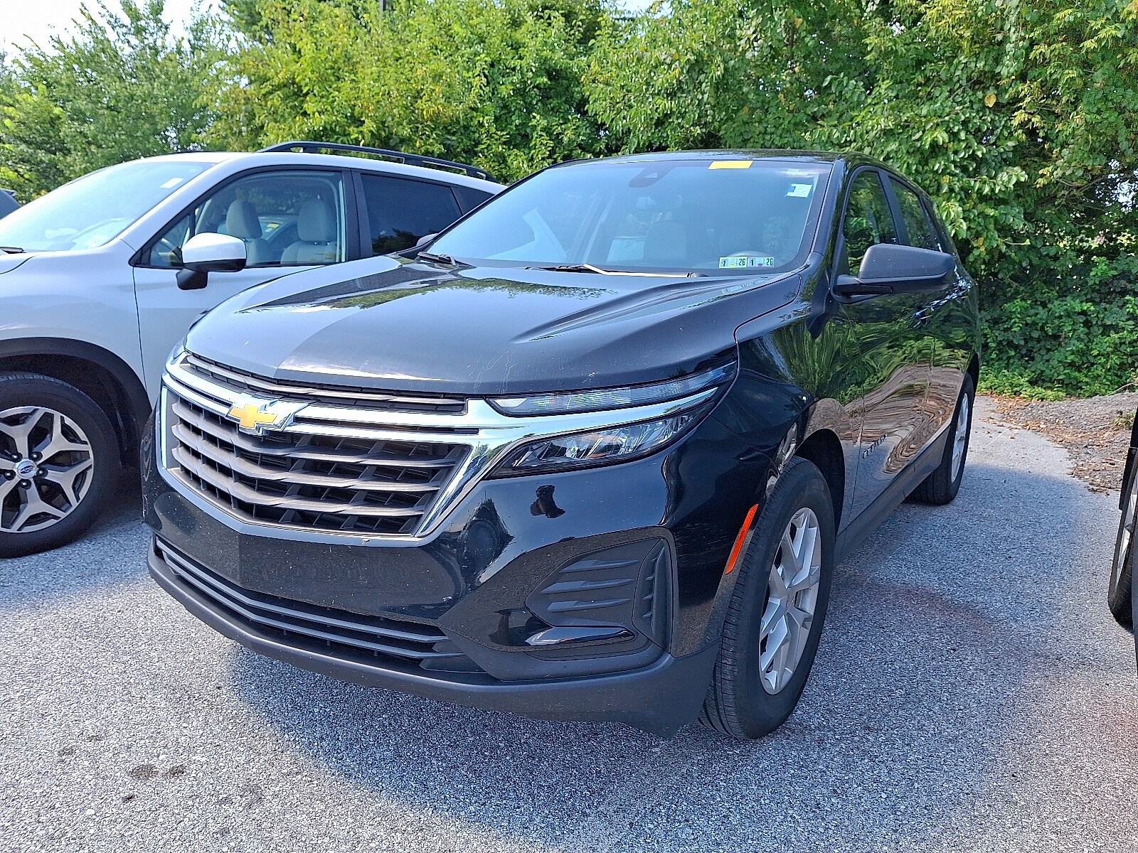 2024 Chevrolet Equinox LS photo 2