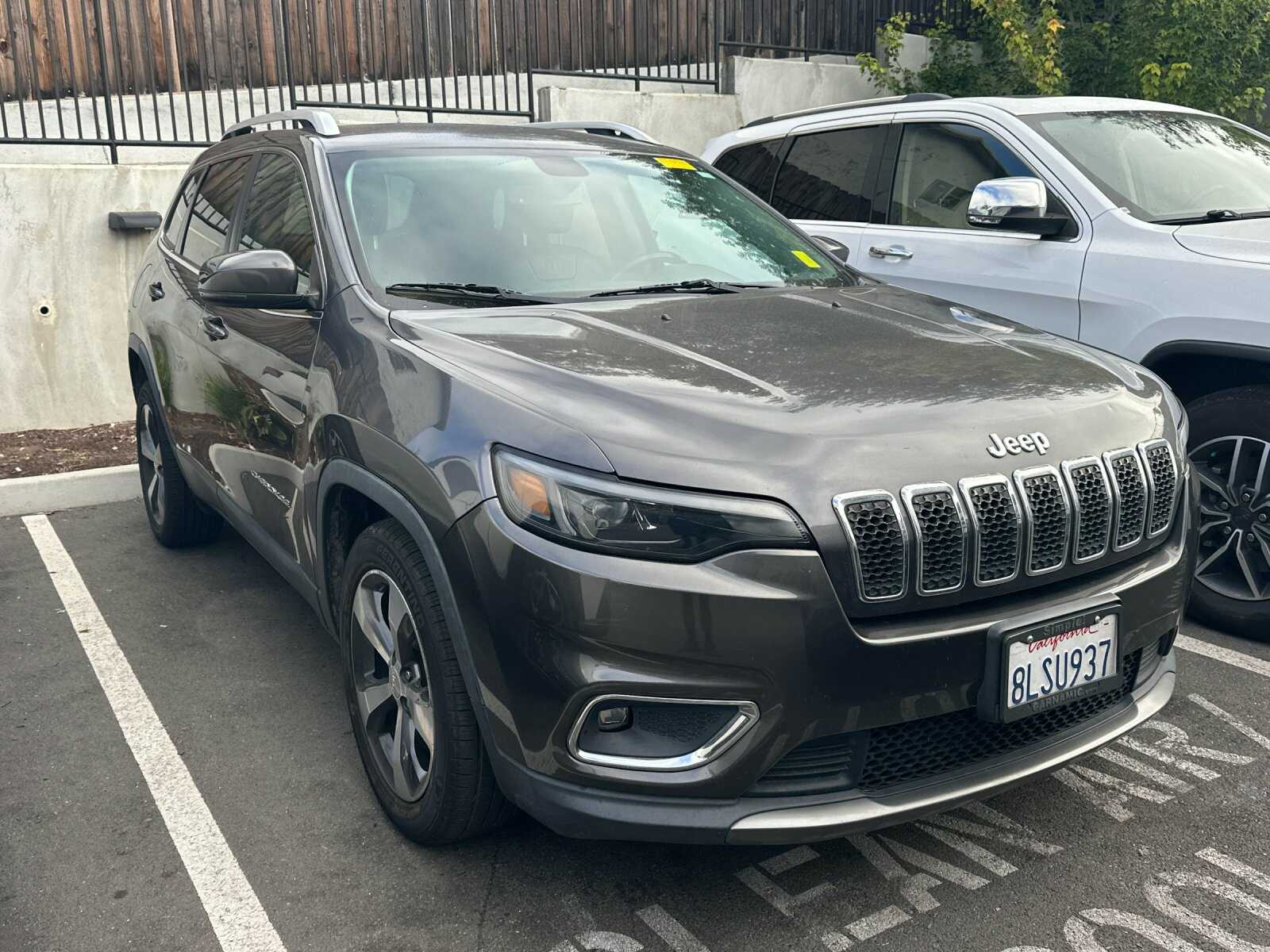 Used 2020 Jeep Cherokee Limited with VIN 1C4PJLDB4LD538545 for sale in Hayward, CA