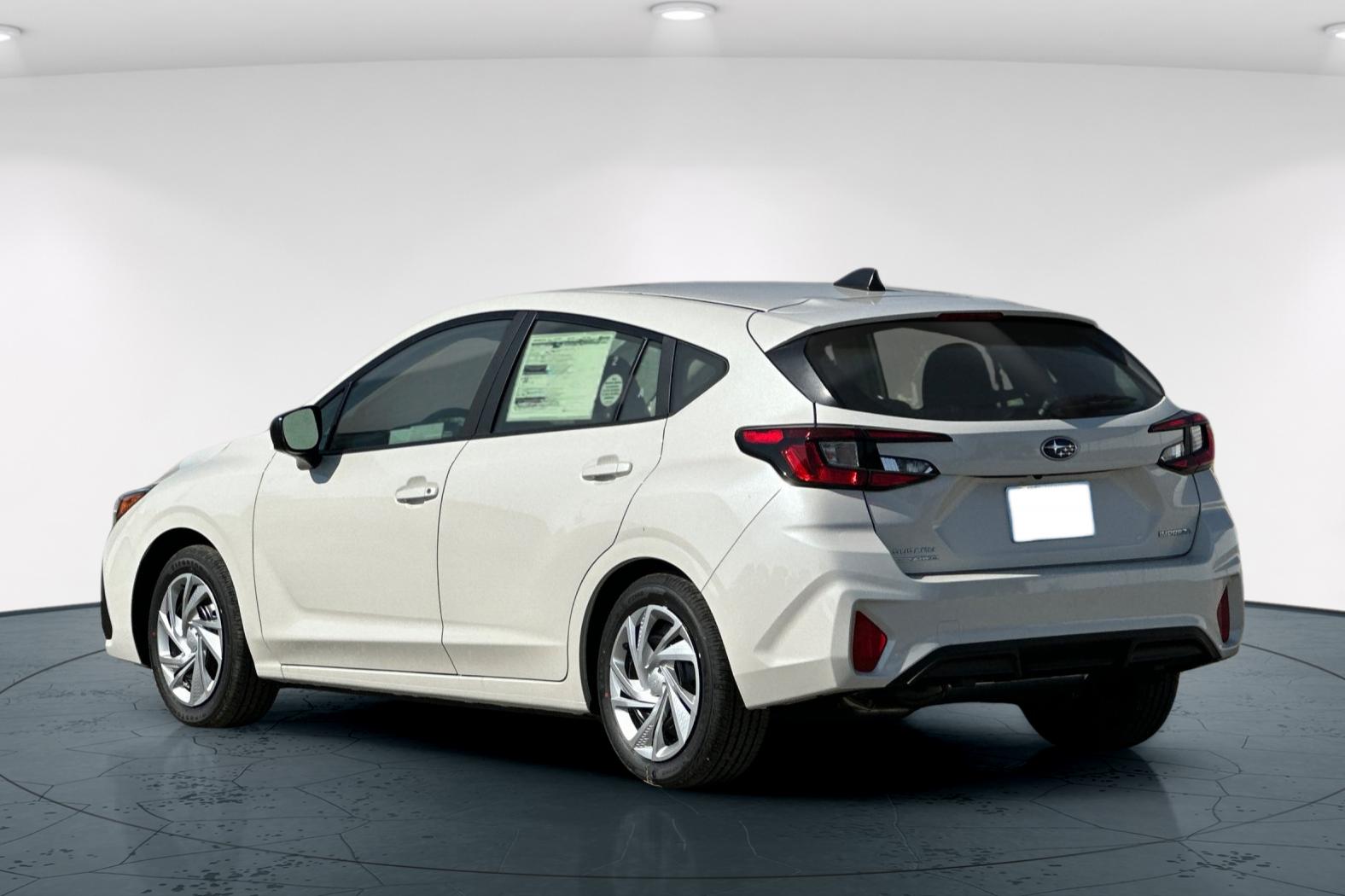 2025 Subaru Impreza Base photo 4
