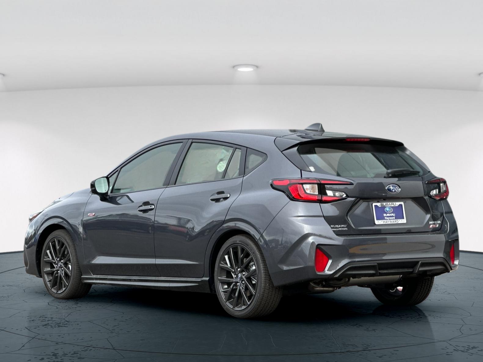 2025 Subaru Impreza RS photo 3