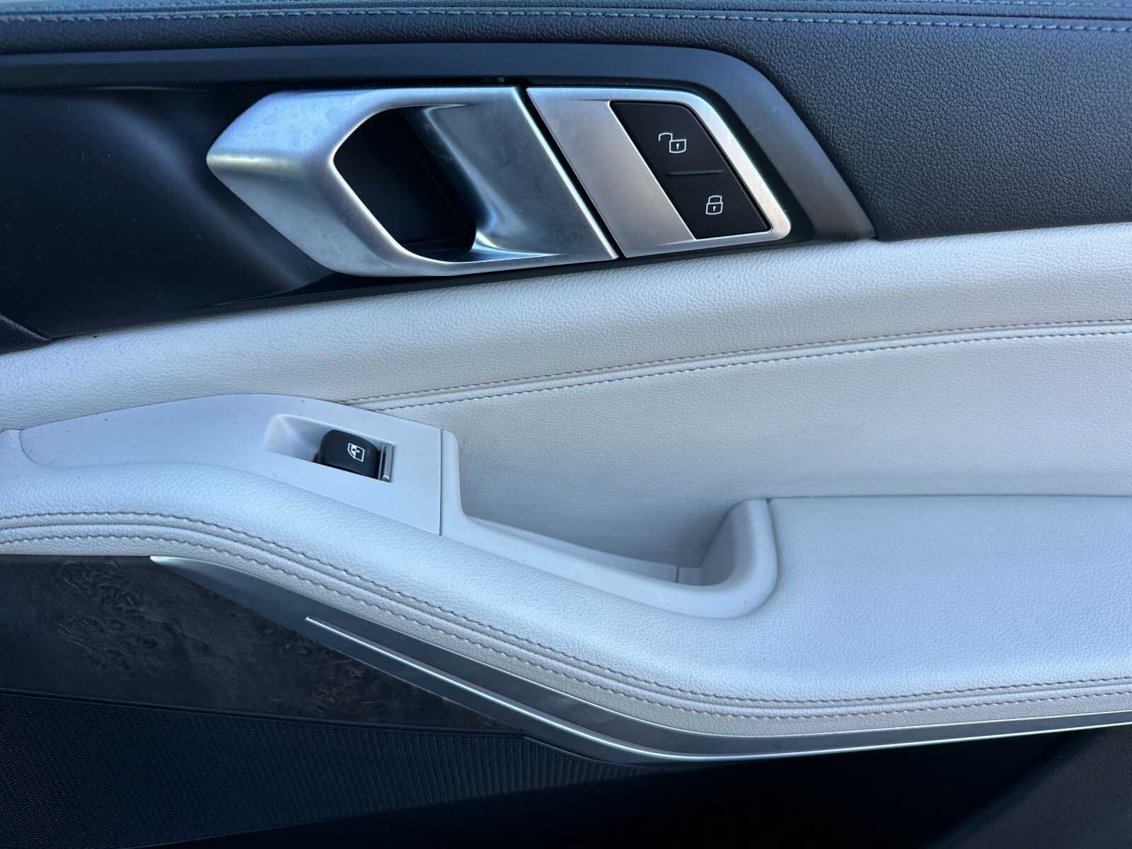 2020 BMW X5 40i - Photo 21