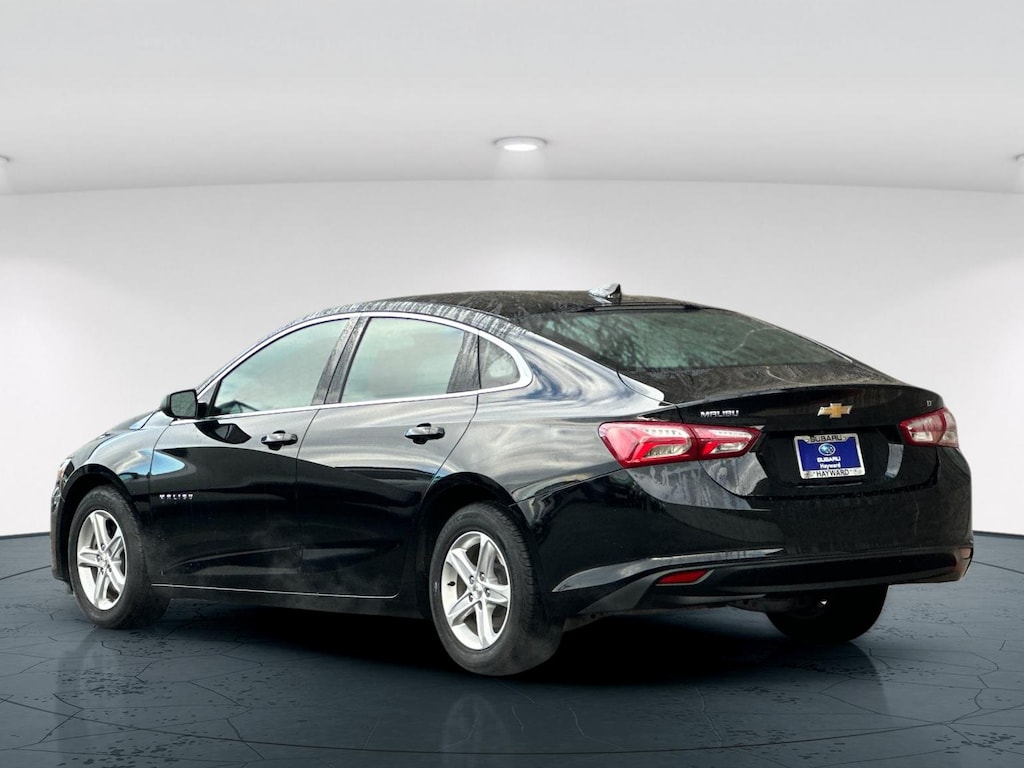 2022 Chevrolet Malibu 1LT photo 4