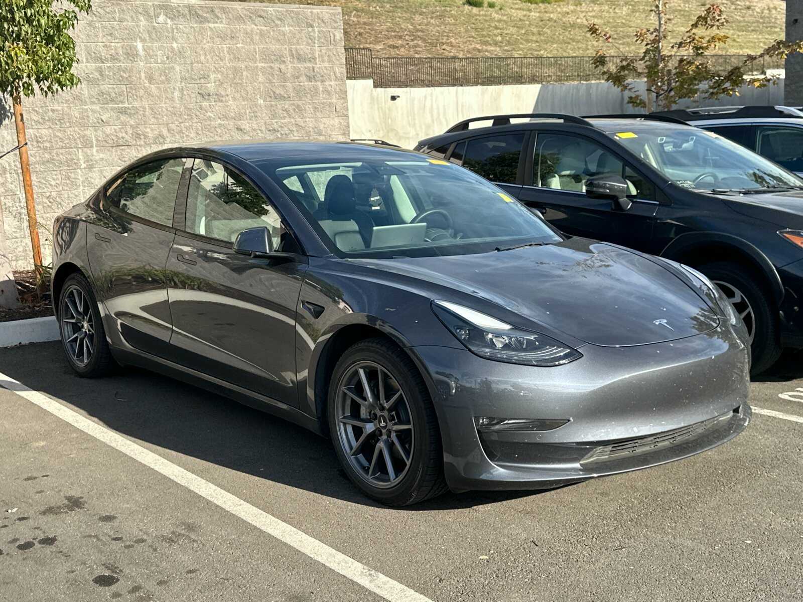 Used 2022 Tesla Model 3 Long Range with VIN 5YJ3E1EB2NF119465 for sale in Hayward, CA