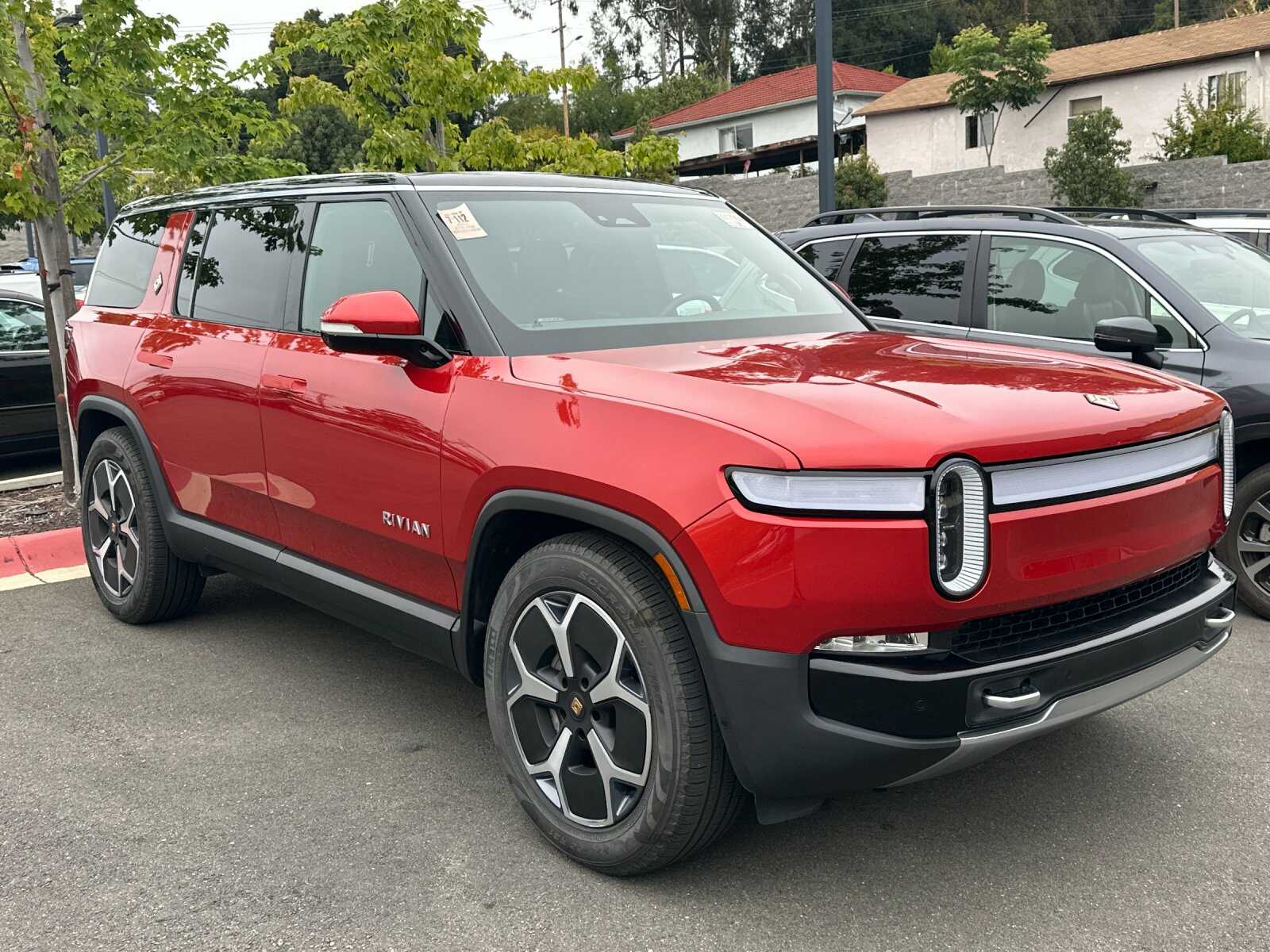 Used 2023 Rivian R1S Adventure with VIN 7PDSGBBA3PN029391 for sale in Hayward, CA