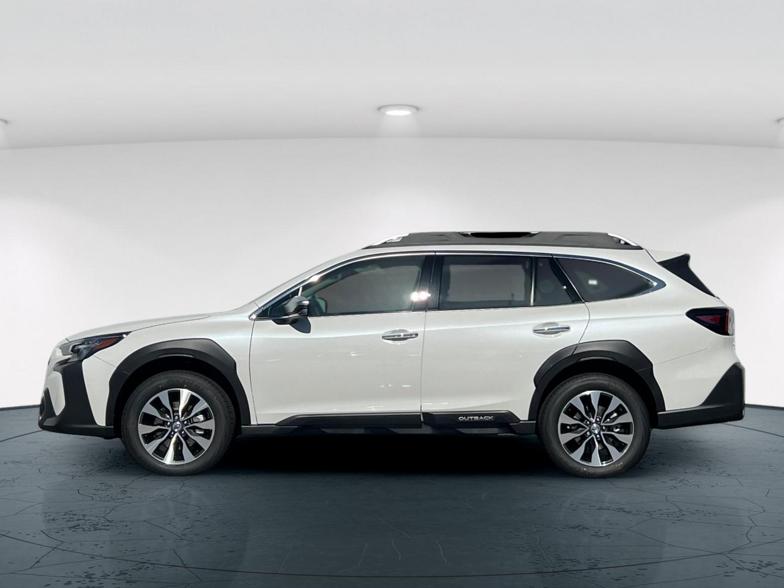2025 Subaru Outback Touring XT photo 3
