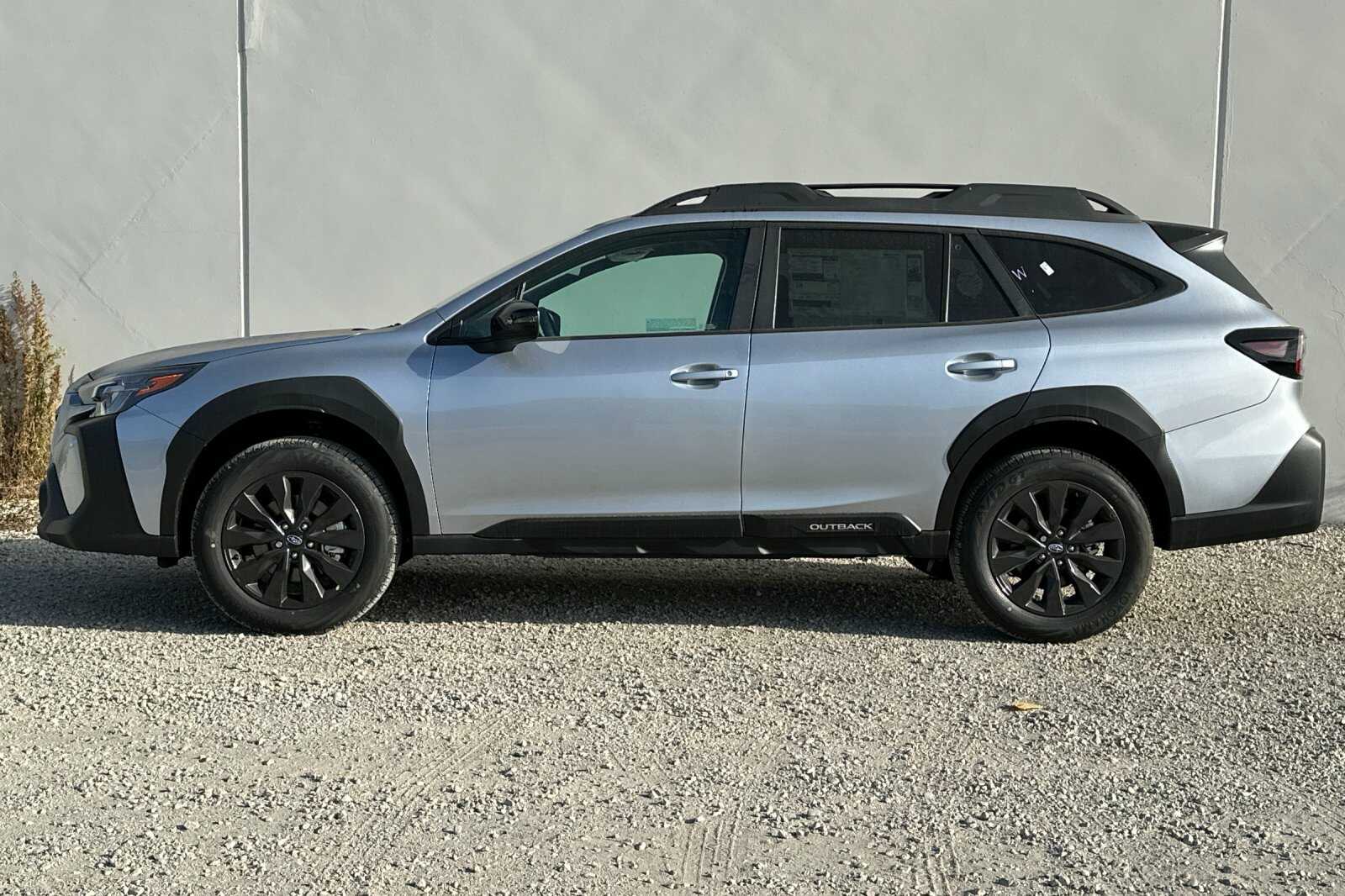 2025 Subaru Outback Onyx Edition photo 3