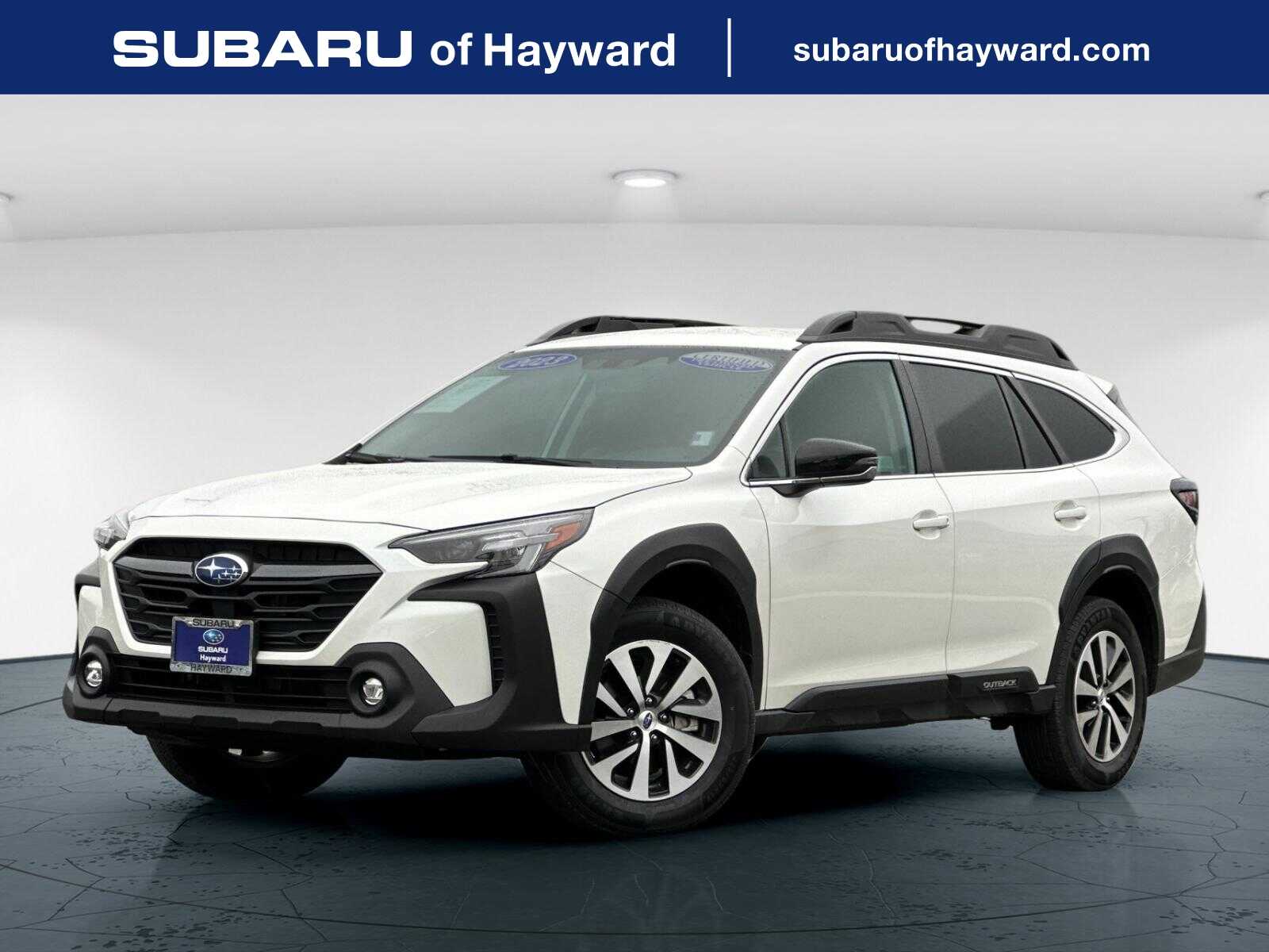 2023 Subaru Outback Premium's photo