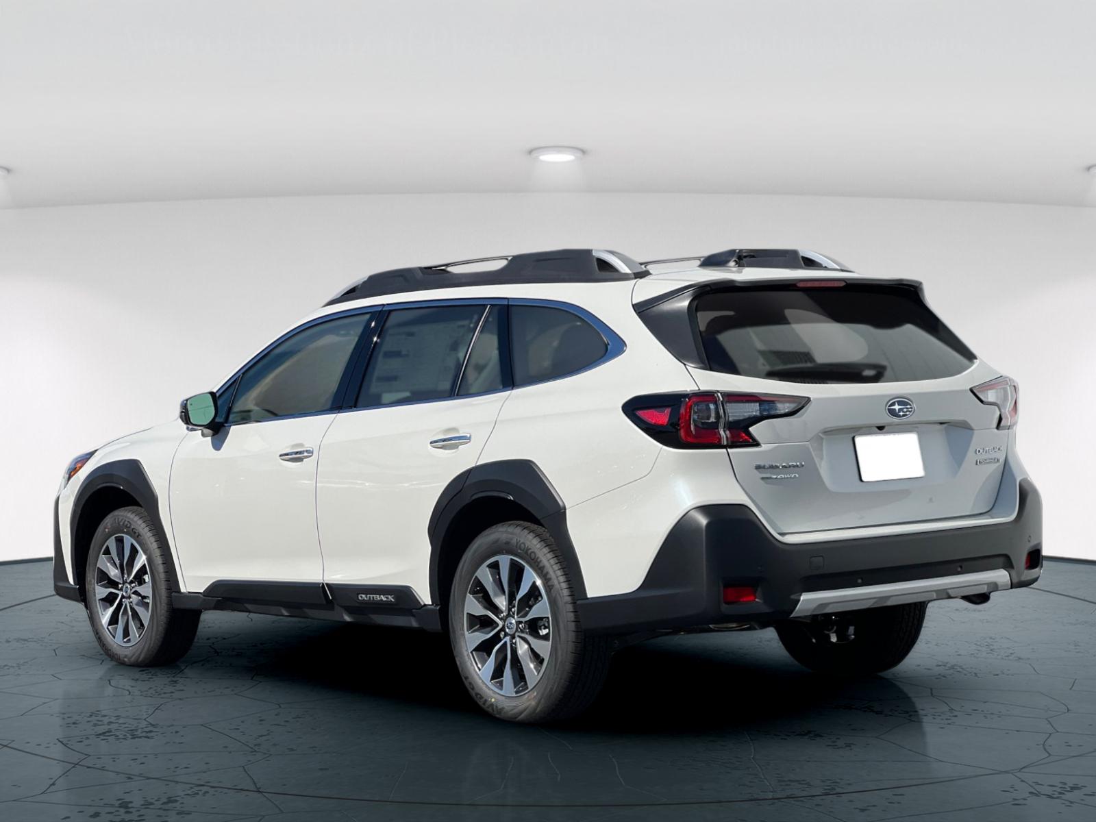 2025 Subaru Outback Touring XT photo 4