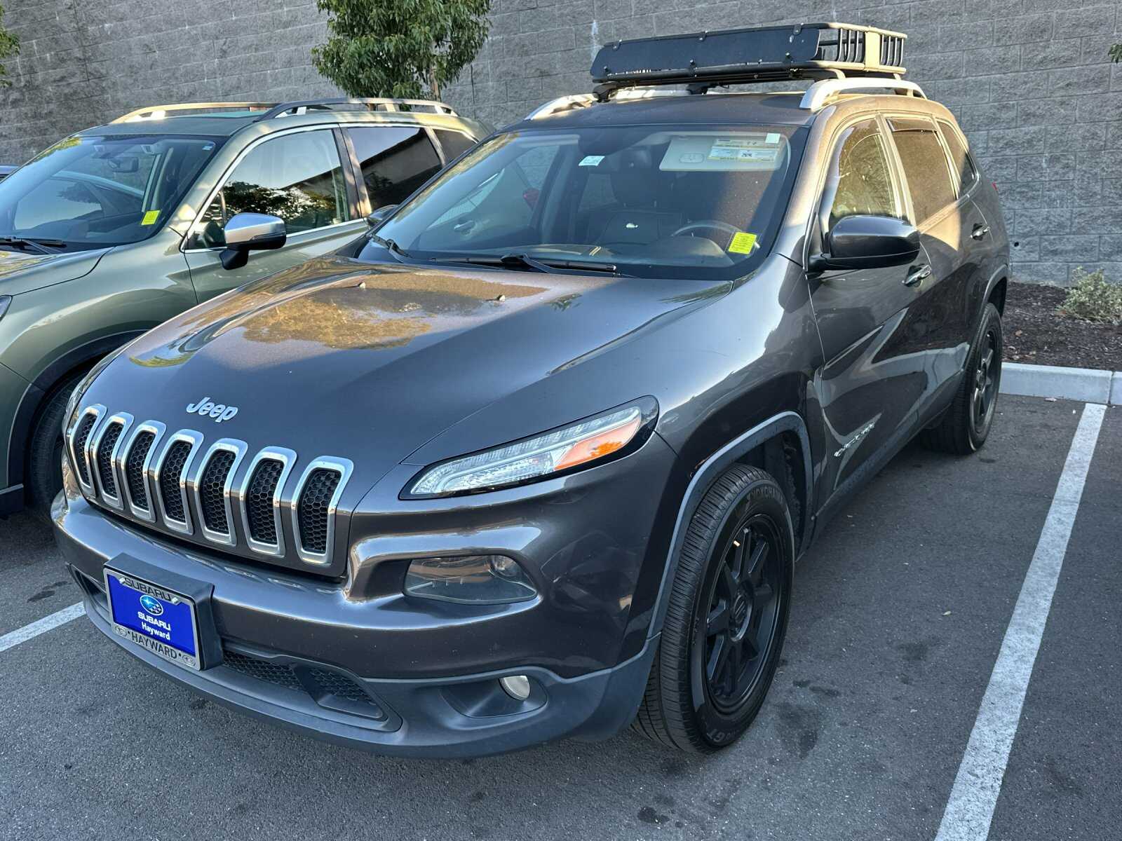 Used 2016 Jeep Cherokee Latitude with VIN 1C4PJMCS3GW294694 for sale in Hayward, CA