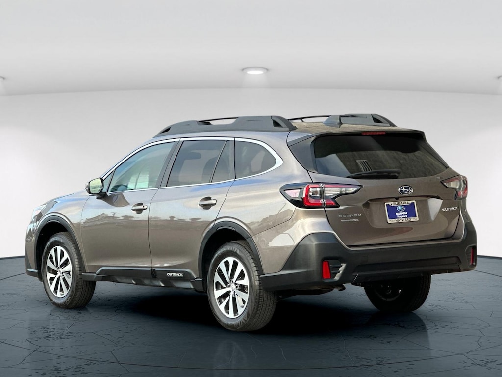 2022 Subaru Outback Premium photo 4