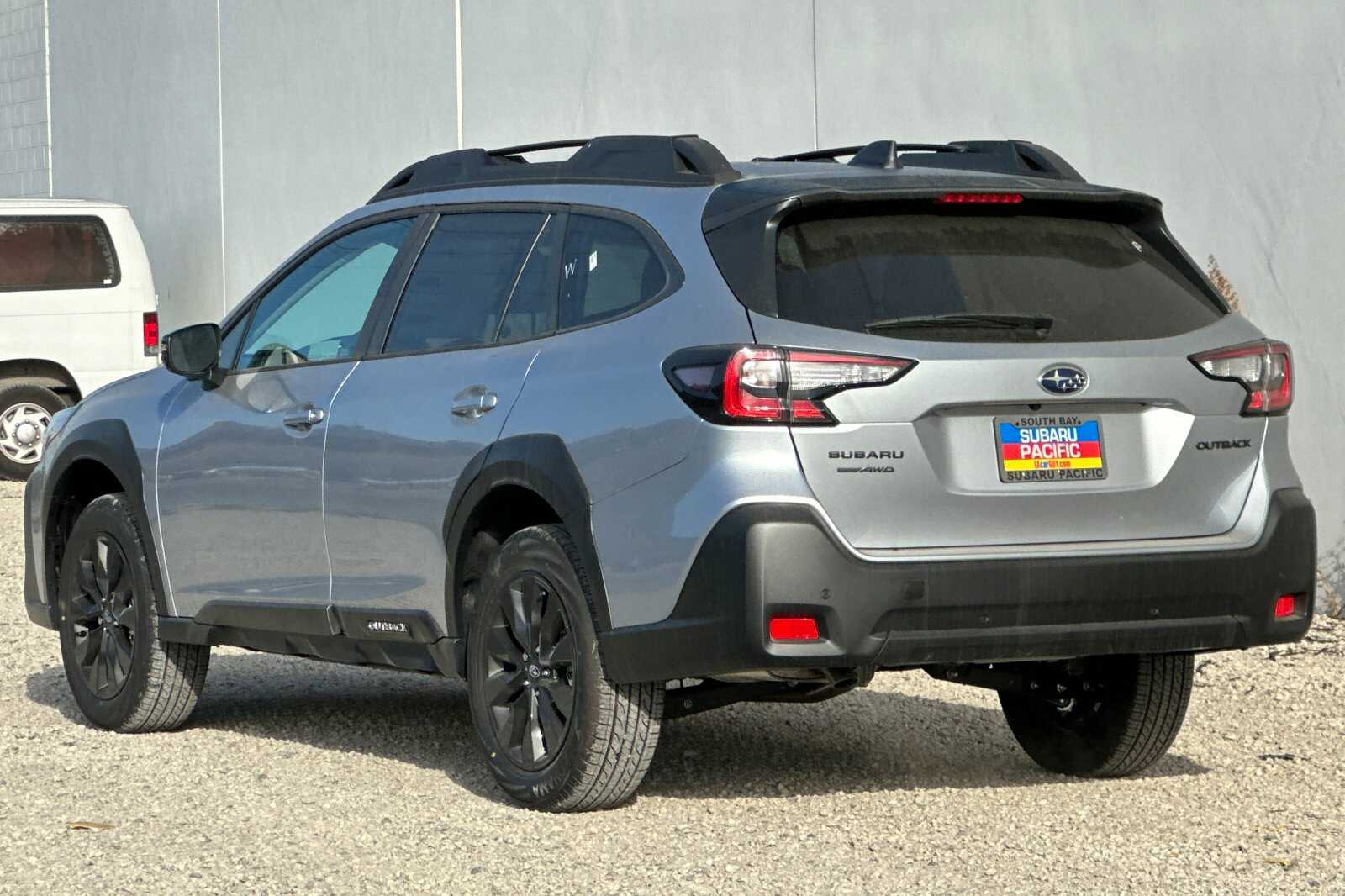 2025 Subaru Outback Onyx Edition photo 4
