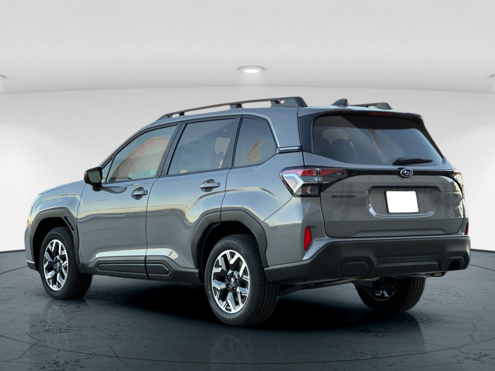 2025 Subaru Forester Premium photo 4