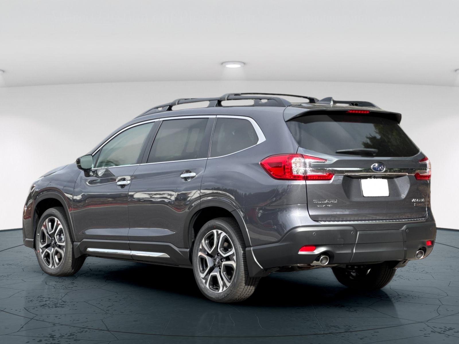 2025 Subaru Ascent Touring photo 4