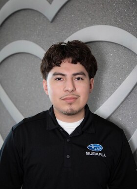 Staff member Gerardo Diaz from ID_a3c28026926f