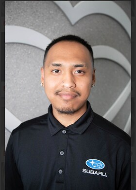 Staff member Pak Oum from ID_a3c28026926f