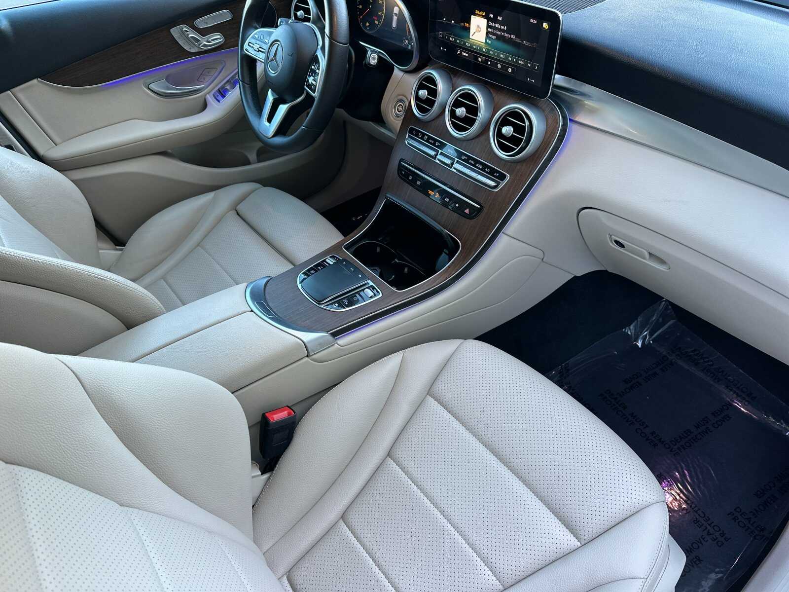 2022 Mercedes-Benz GLC GLC300 - Photo 19