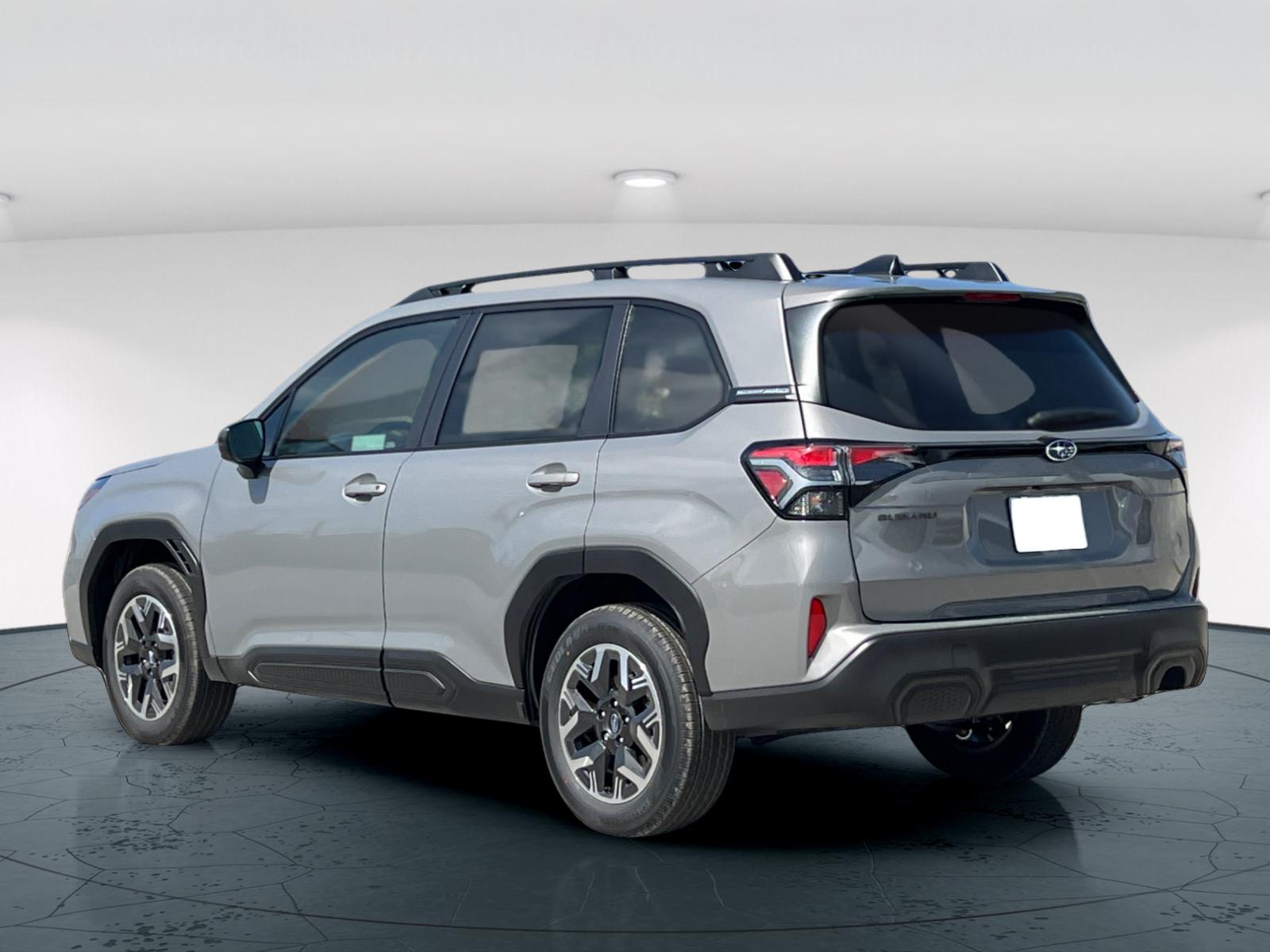 2025 Subaru Forester Premium photo 2