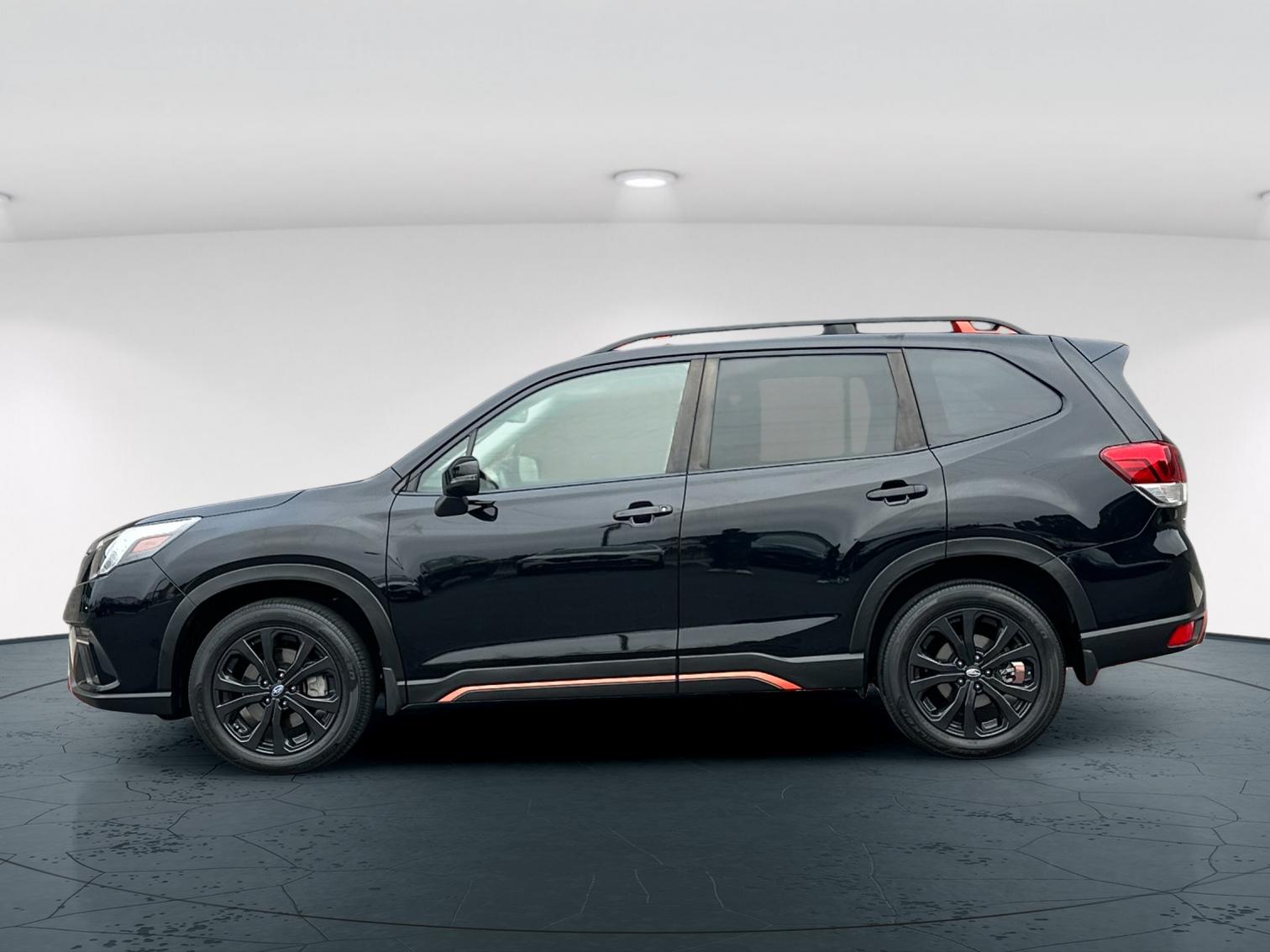 2024 Subaru Forester Sport photo 2