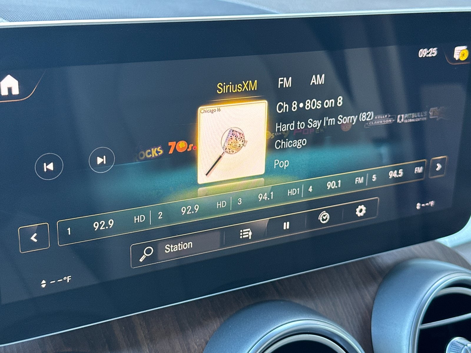 2022 Mercedes-Benz GLC GLC300 - Photo 22