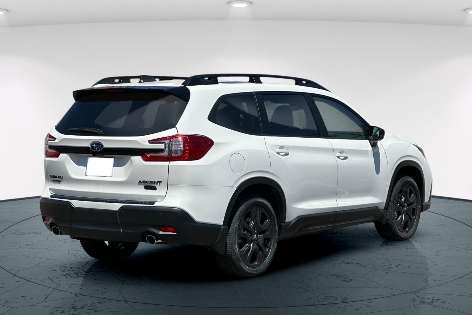 2025 Subaru Ascent Onyx Edition Touring photo 4