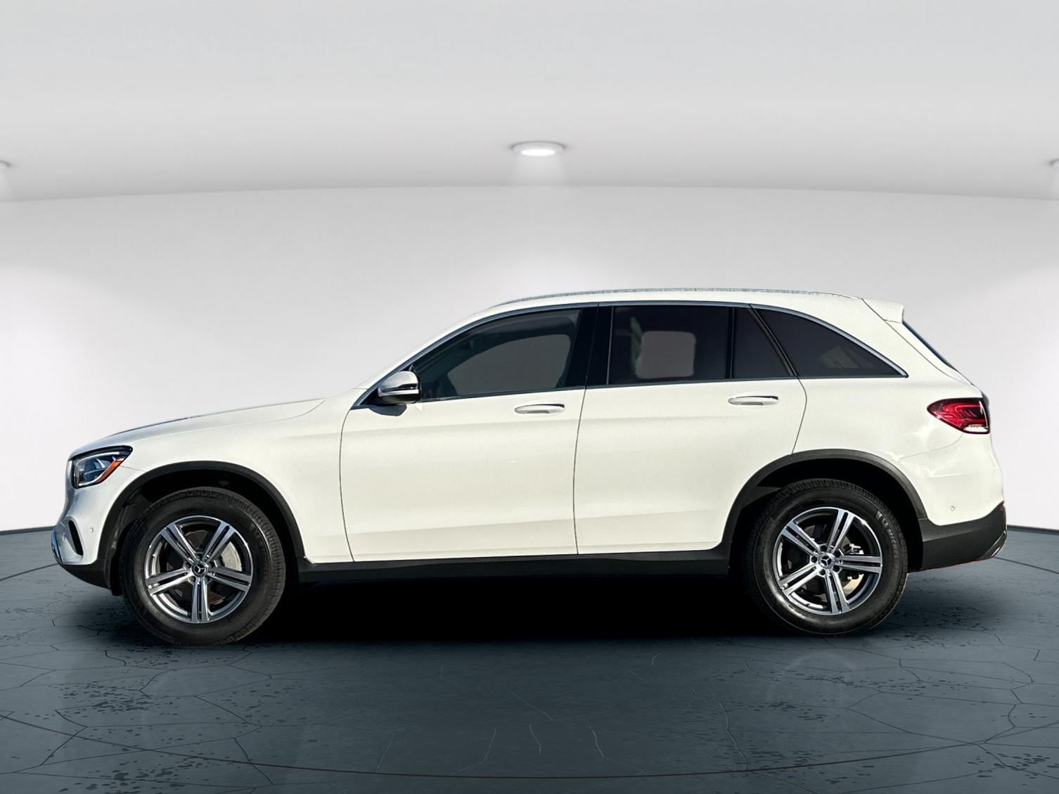 2022 Mercedes-Benz GLC GLC300 - Photo 3