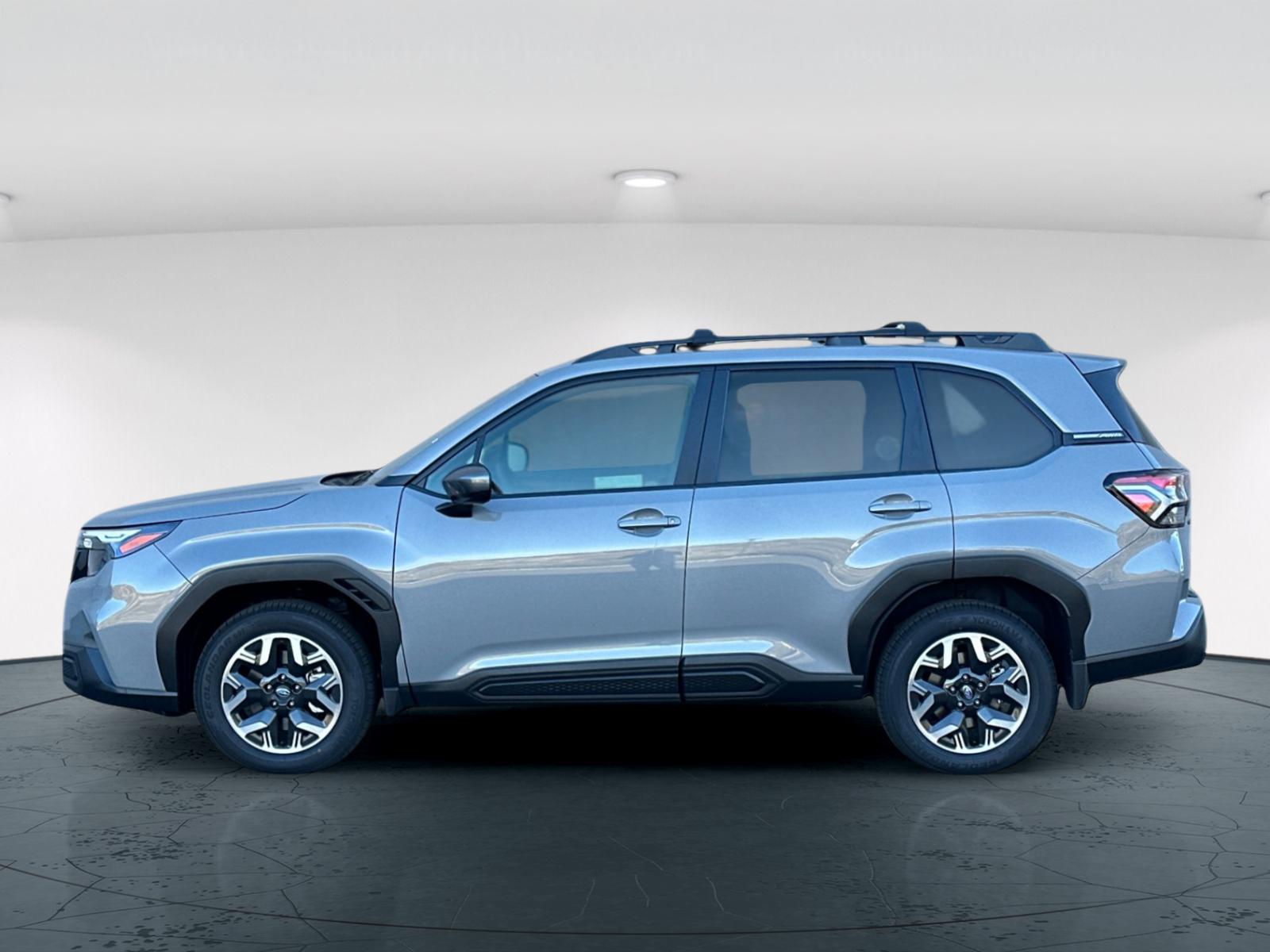 2025 Subaru Forester Premium photo 3