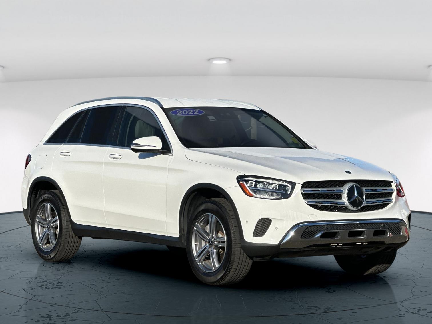 2022 Mercedes-Benz GLC GLC300 - Photo 8