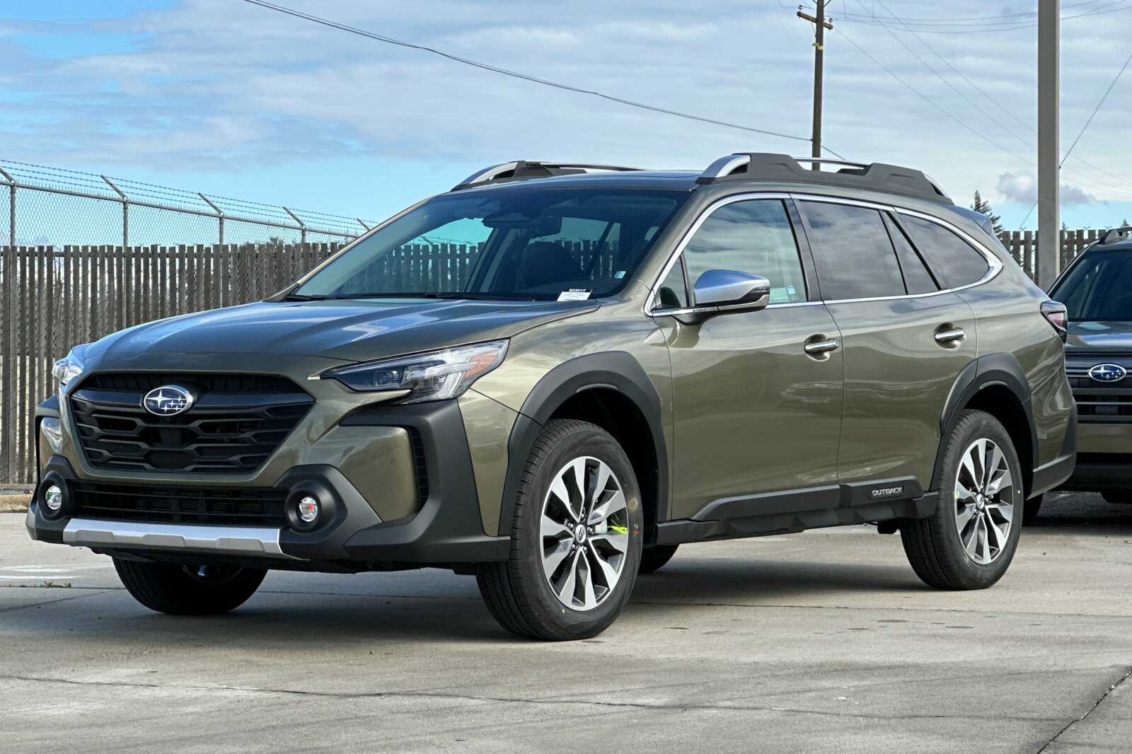 2025 Subaru Outback Touring photo 2