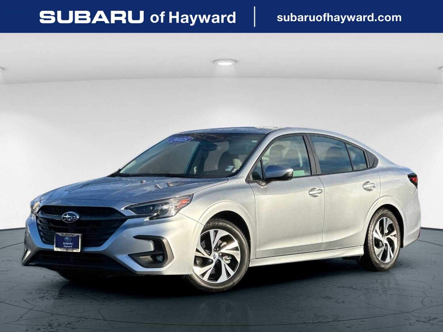 2025 Subaru Legacy Premium's photo