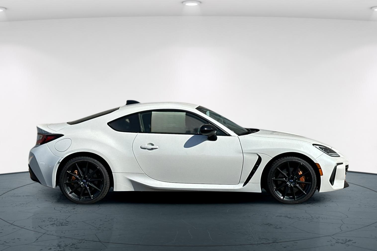 2025 Subaru BRZ tS photo 3