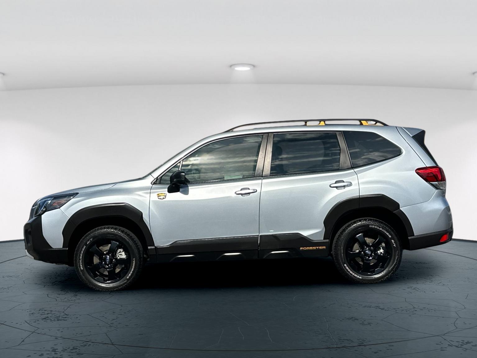 2022 Subaru Forester Wilderness photo 2