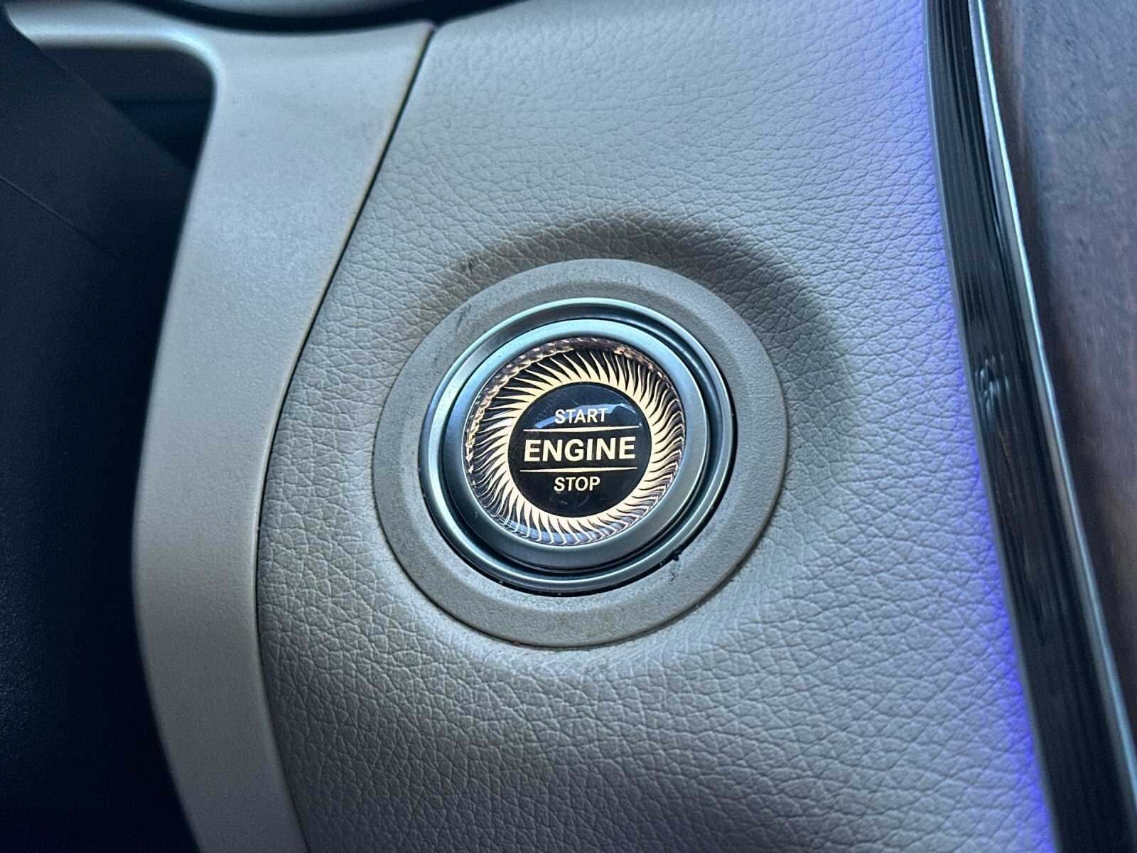 2022 Mercedes-Benz GLC GLC300 - Photo 26