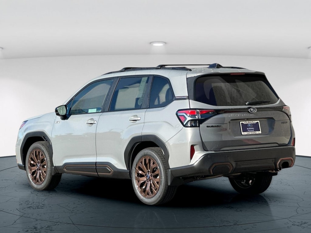 2025 Subaru Forester Sport photo 3